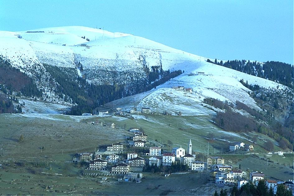 Albergo Al Pino Enego Exteriér fotografie